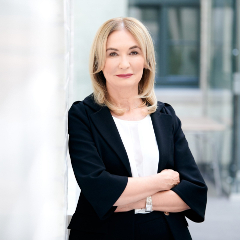prof. dr hab. inż. Celina M. Olszak